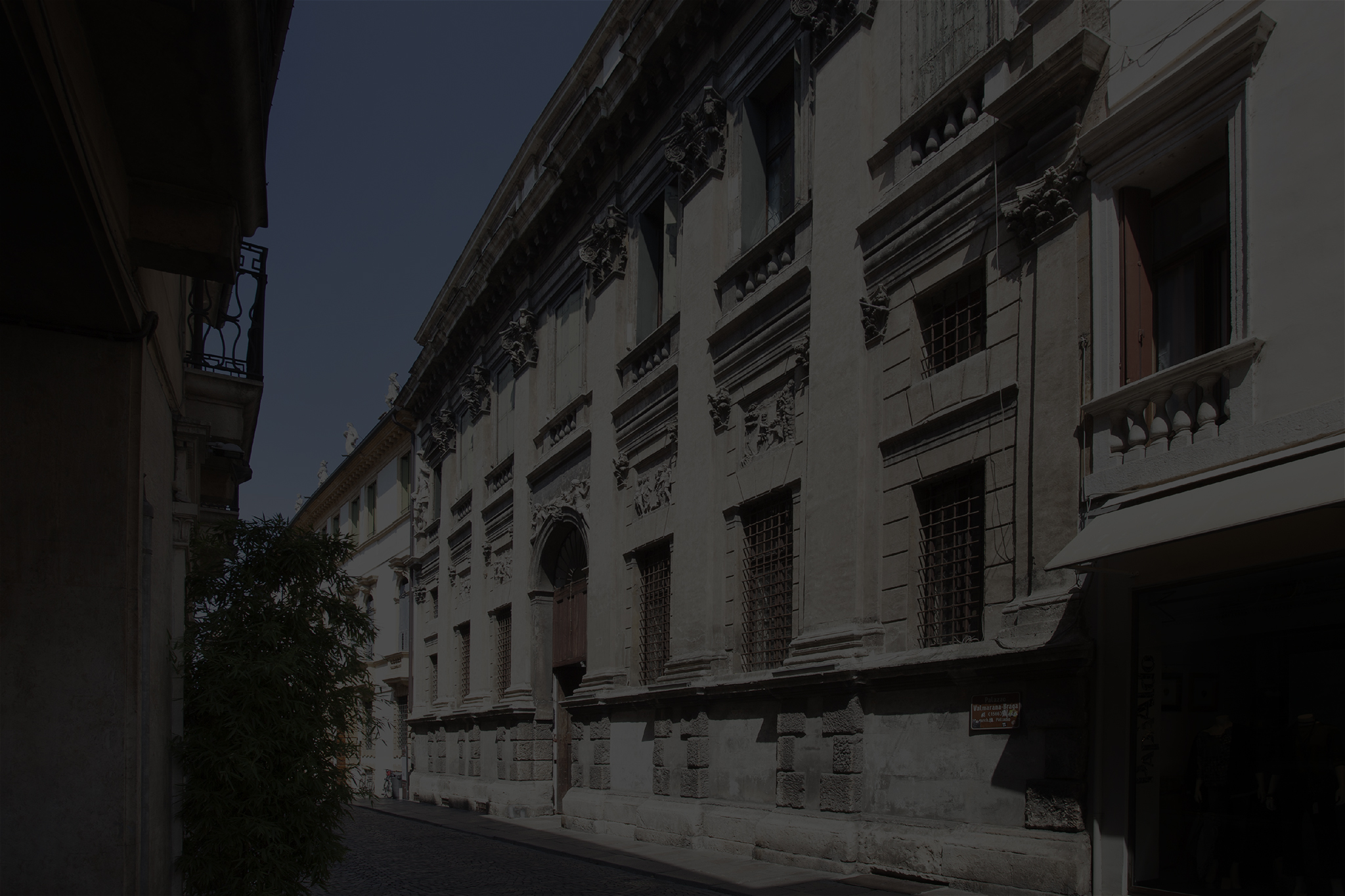 Facciata Palazzo Valmarana Braga